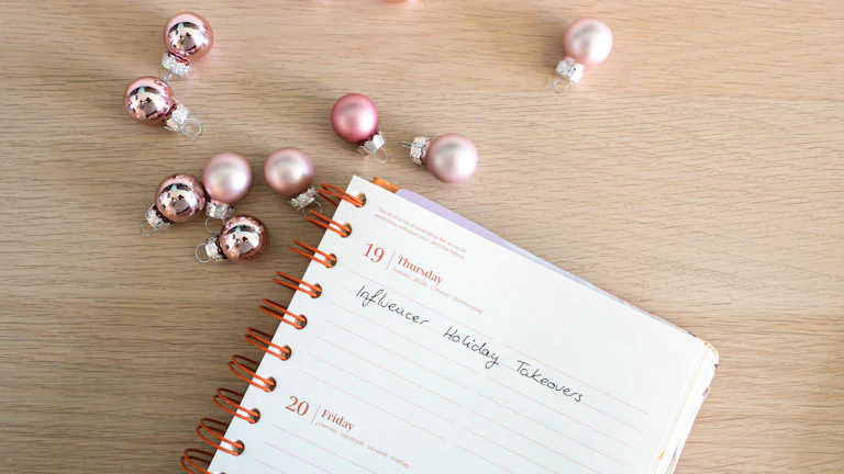 조정대상지역 일시적 2주택 양도세 중과 피하는 취득·양도 기한 계산법 3 달력 위에 이사 날짜와 잔금일이 표시된 아파트 갈아타기 일정 이미지