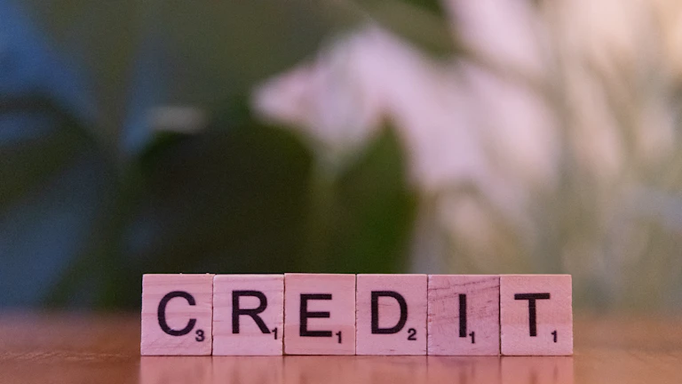 홈택스에서 경정청구로 세금 환급 신청하는 화면을 설명하는 이미지